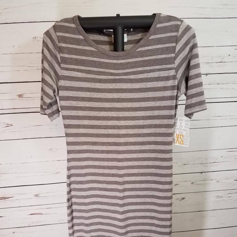 UNICORN! NWT BROWN LuLaRoe Julia ~ XS ~ HTF BROWN